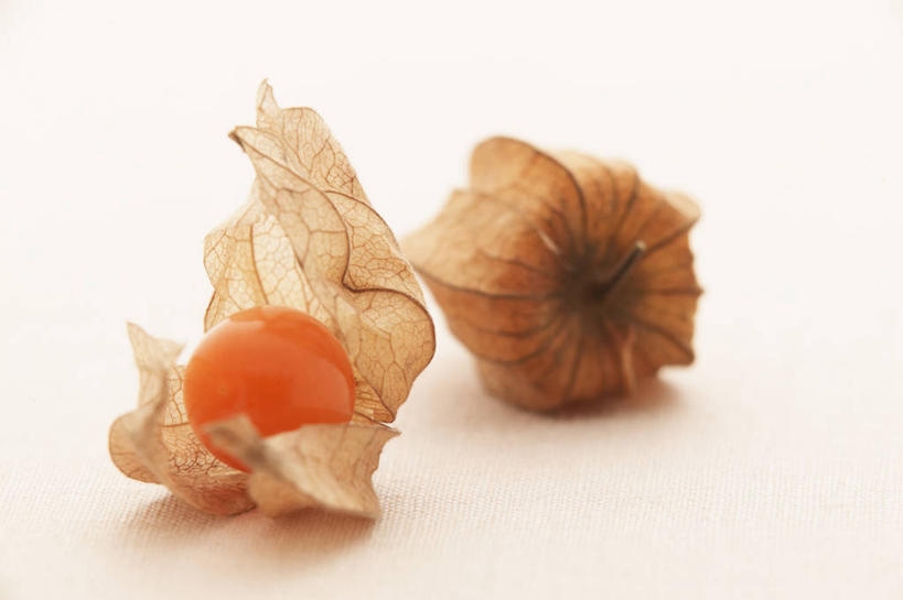 无人,横图,俯视,室内,白天,樱桃,水果,阴影,新鲜,光线,影子,灯光,生食,食品,果实,食物,两个,有机食品,绿色食品,樱珠,莺桃,英桃,楔桃,牛桃,荆桃,彩图,高角度拍摄