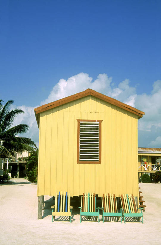 无人,家,竖图,室外,白天,正面,旅游,度假,美景,沙滩,植物,窗户,棕榈树,叶子,伯利兹,阴影,光线,沙子,影子,百叶窗,房屋,屋子,海岸,景观,云,云朵,绿叶,沙地,云彩,娱乐,楼房,住宅,树,树木,蓝色,绿色,白云,蓝天,天空,阳光,自然,天,享受,休闲,嫩叶,景色,放松,生长,晴朗,成长,中美洲,自然风光,美洲,棕榈叶,亚美利加洲,中美,中亚美利加洲,叶,叶片,海滩,晴空,彩图,房子