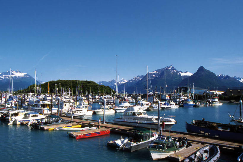 无人,码头,横图,室外,白天,正面,旅游,度假,河流,美景,森林,山,树林,水,雪,雪山,植物,大雪,港口,美国,许多,阴影,光线,影子,冰,河水,积雪,景观,山峰,水流,雪景,云,云朵,冬季,冬天,船只,山峦,云彩,娱乐,树,树木,排列,蓝色,绿色,白云,蓝天,天空,阳光,自然,天,享受,休闲,景色,放松,寒冷,生长,成长,连绵,冰冷,北美,北美洲,绵延,自然风光,美洲,阿拉斯加,阿拉斯加州,北亚美利加洲,亚美利加洲,严寒,冰凉,酷寒,凛冽,凛凛,极冷,最后的边疆,午夜阳光之地,摆列,联贯,瓦尔迪兹,彩图,摆渡口,埠头,渡口,渡头,港湾,海港,货运码头,口岸,商港,布列,分列