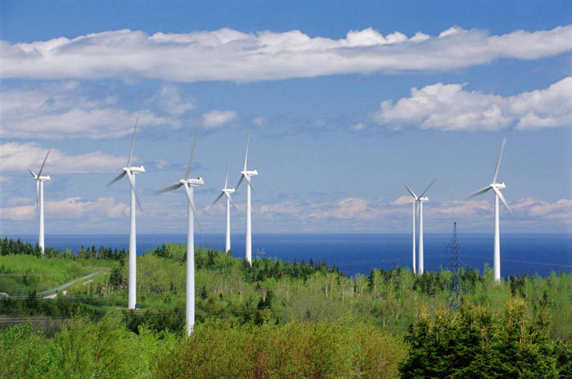 无人,横图,室外,白天,正面,旅游,度假,农业,风力发电机,海浪,海洋,美景,森林,树林,植物,风车,加拿大,一排,许多,阴影,环保,整齐,电力,光线,影子,景观,浪花,水平线,辽阔,海平线,很多,旋转,娱乐,设备,树,树木,排列,蓝色,绿色,蓝天,天空,阳光,自然,海水,天,享受,休闲,广阔,发电,机械,景色,放松,工业,生长,能源,晴朗,成长,一望无际,资源,北美洲,风力机,队列,自然风光,美洲,海景,利用,低碳,阿尔伯塔省,万里无云,阿尔伯塔,北亚美利加洲,艾伯塔,艾伯塔省,无边无际,一马平川,风力发电,大海,风浪,海,海水的波动,近岸浪,涌浪,晴空,晴空万里,彩图,水天相接,水天一线