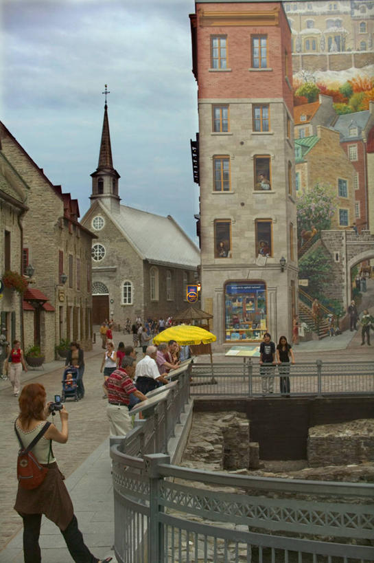 西方人,教堂,栏杆,站,走,推,竖图,室外,白天,正面,植物,楼梯,标志建筑,地标,建筑,相机,欧洲,加拿大,欧洲人,一辆,一排,阴影,节日,整齐,装饰,光线,盆栽,伞,影子,雨伞,遮阳伞,阶梯,建筑群,围栏,盆景,许多人,注视,文化,阳伞,建设,护栏,台阶,车,排列,拍照,蓝色,绿色,蓝天,天空,阳光,自然,数码相机,童车,天,观察,看,祈祷,站着,一群人,健康,许愿,摄影,宗教,信仰,生长,成长,观看,纪念,华丽,修饰,祈求,点缀,察看,北美,北美洲,队列,关注,载具,美洲,信念,北亚美利加洲,亚美利加洲,衬托,美观,雅致,雅观,折叠童车,平安,男人,男性,年轻男性,年轻女性,女人,女性,白种人,照相机,步行,散步,站立,走路,半身,彩图,照相,大教堂,礼拜堂