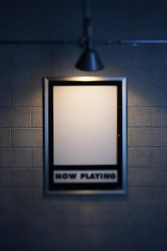 无人,竖图,室内,特写,白天,正面,照明,阴影,形状,光线,英文,壁灯,标志,告示牌,文字,影子,字符,字母,墙,灯光,长方形,标识,墙壁,墙面,灯,一个,灯具,单个,英文字母,照亮,照明设备,形态,外形,彩图