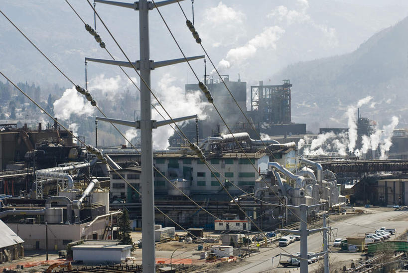 无人,公园,家,横图,俯视,室外,白天,度假,美景,雾,城市风光,城市,道路,路,公路,加拿大,阴影,沸腾,朦胧,模糊,电力,光线,蒸汽,电线,电线杆,线,影子,房屋,屋子,景观,云,云朵,电能,交通,水蒸气,线路,云彩,娱乐,楼房,住宅,蓝色,白云,蓝天,天空,阳光,天,享受,休闲,景色,放松,晴朗,电,电源,迷雾,北美,北美洲,国家公园,美洲,能量,蒸发,北亚美利加洲,亚美利加洲,卑诗省,不列颠哥伦比亚,不列颠哥伦比亚省,库特尼国家公园,大雾,晴空,马路,彩图,高角度拍摄,房子