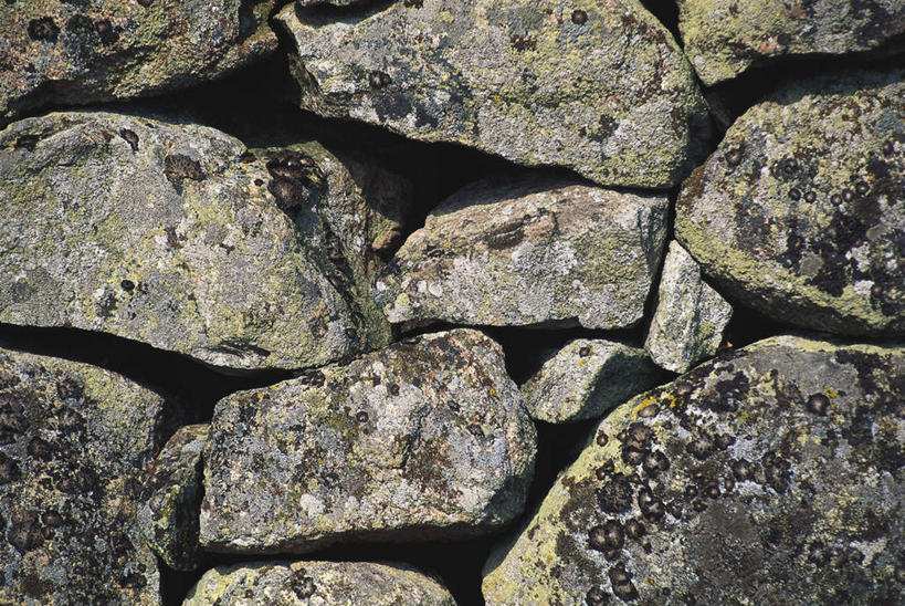 无人,横图,室外,特写,白天,正面,石头,一堆,阴影,堆叠,堆积,缝隙,裂缝,光线,石子,影子,阳光,堆,漏洞,石块,岩石,彩图