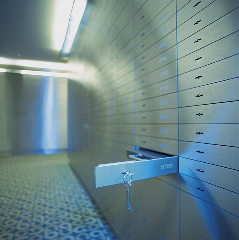 无人,竖图,室内,白天,正面,安全,照明,一排,阴影,整齐,并列,并排,光线,影子,灯光,防护,钥匙,干净,顶灯,灯,排列,箱子,灯具,打开,清洁,保险箱,财富,保护,照亮,开启,照明设备,队列,封闭,保险,私密,平行,保全,周全,安稳,安定,防盗,洁净,财产,平安,彩图