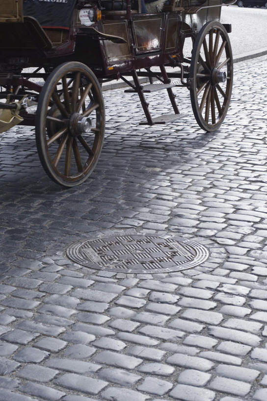 无人,竖图,室外,特写,白天,正面,度假,美景,楼梯,城市风光,城市,道路,路,公路,德国,欧洲,阴影,古老,光线,木制,轮子,影子,阶梯,景观,马车,交通,娱乐,台阶,车,阳光,木制品,交通工具,享受,休闲,景色,放松,西欧,载具,德意志联邦共和国,图林根,魏玛,马路,彩图,图林根州