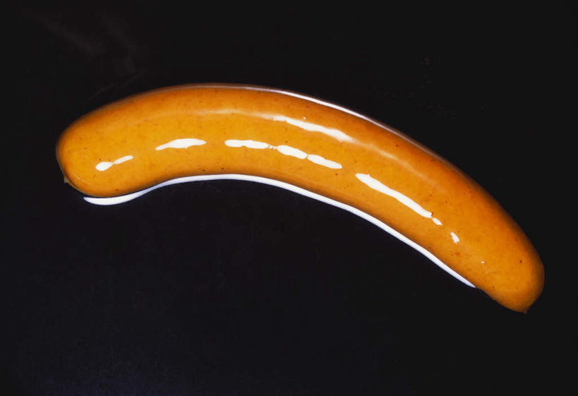 无人,横图,俯视,室内,特写,白天,烹饪,西餐,桌面,桌子,阴影,黑色背景,反射,木制,影子,料理,食品,热狗,菜肴,美食,食物,一个,木制品,快餐,西式,摄影,佳肴,影棚,单个,西式快餐,垃圾食品,彩图,高角度拍摄,影棚拍摄,拍摄