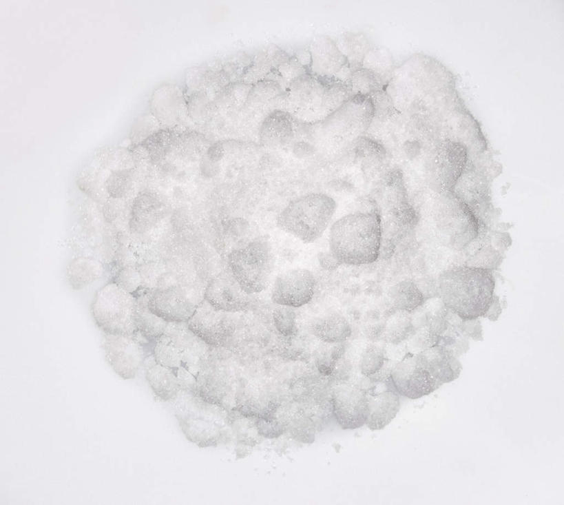 无人,横图,俯视,室内,特写,白天,白色背景,桌面,桌子,樟树,一堆,许多,阴影,堆叠,堆积,光线,木制,粉末,影子,很多,白色,木制品,粉,摄影,影棚,堆,粉状,粉剂,番樟,芳樟树,潮脑,臭珠,韶脑,樟脑,樟脑丸,香樟,木樟,彩图,高角度拍摄,影棚拍摄,拍摄