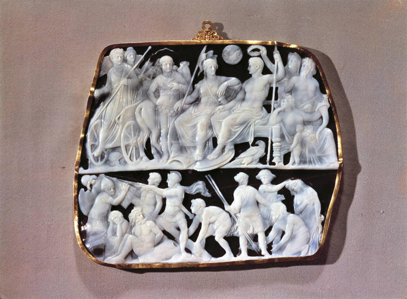 无人,横图,特写,正面,罗马,一排,米色背景,整齐,标志,符号,地球,标识,古罗马,古代,排列,一个,摄影,单个,皇帝,队列,战车,性别符号,古代文明,美术工艺,奥古斯都,彩图,影棚拍摄,男性符号,过去