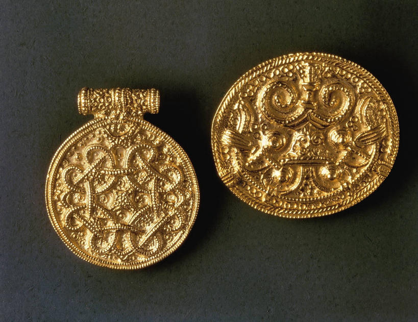 无人,横图,特写,珠宝,黑色背景,历史,古罗马,两个,摄影,胸针,考古学,美术工艺,彩图,影棚拍摄,魅力,上流社会