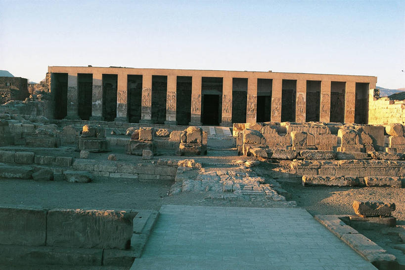 无人,横图,室外,白天,正面,建筑,日光,埃及,柱子,历史,废墟,摄影,宗教,考古学,中东,万里无云,古埃及文明,古代文明,阿拜多斯,彩图,过去