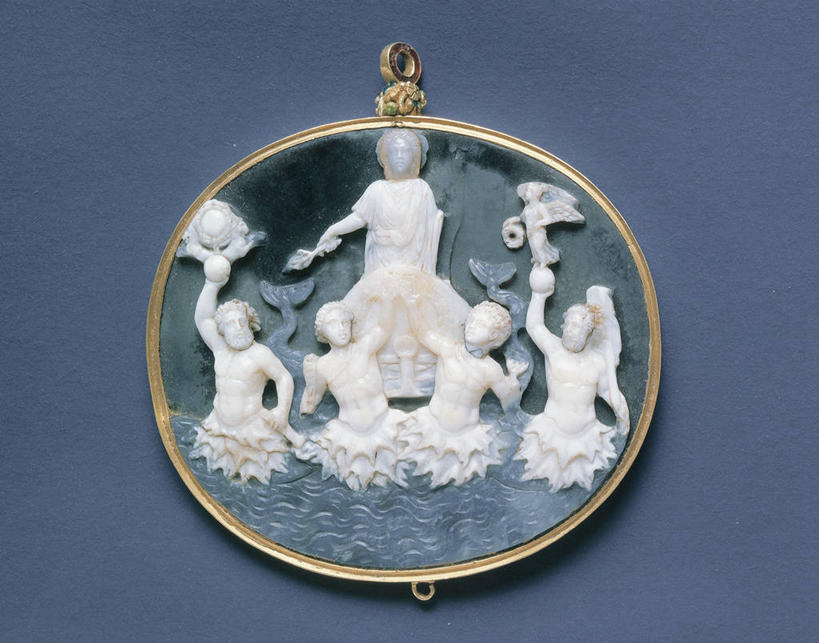 无人,横图,特写,珠宝,蓝色背景,标志,符号,标识,古罗马,古代,一个,摄影,单个,性别符号,圣人,项坠,美术工艺,获胜,彩图,影棚拍摄,男性符号,雕刻术,浮雕宝石