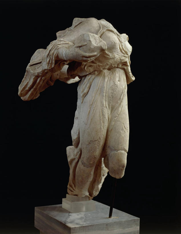 无人,站,竖图,特写,雕塑,黑色背景,艺术,雕像,拿着,历史,破坏,破损,古代,一个,摄影,宗教,单个,损坏,手艺,胜利女神,古希腊,古代文明,美术工艺,彩图,影棚拍摄,传统服装,传统文化,过去