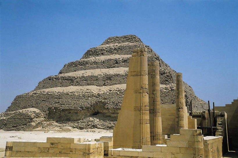 无人,横图,室外,白天,建筑,埃及,柱子,历史,石墙,废墟,地标建筑,金字塔,摄影,坟墓,中东,萨卡拉,万里无云,古埃及文明,古代文明,彩图,旅行,过去