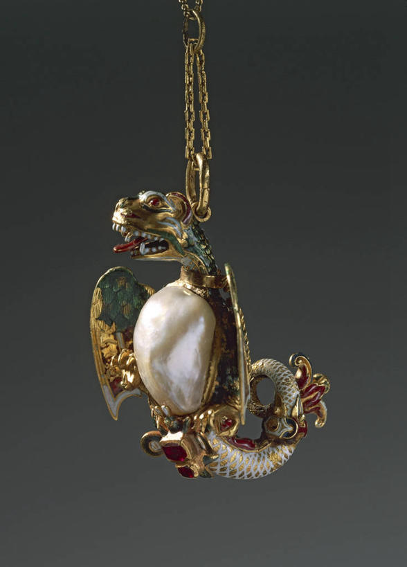 无人,竖图,特写,蜜蜂,珐琅,珠宝,灰色背景,龙,珍珠,文艺复兴,历史,古代,一个,摄影,单个,红宝石,项坠,美术工艺,彩图,影棚拍摄