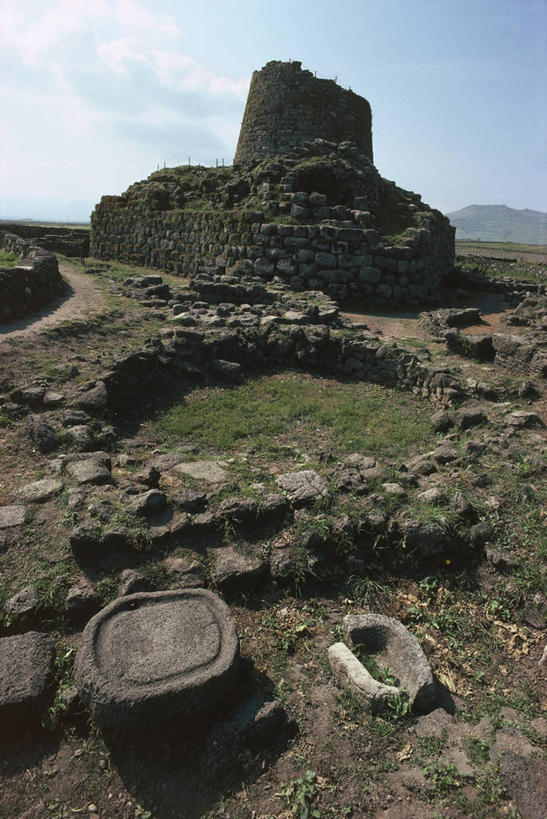 无人,竖图,室外,白天,建筑,意大利,塔,石墙,废墟,摄影,考古学,要塞,古代文明,撒丁岛,史前时代,彩图