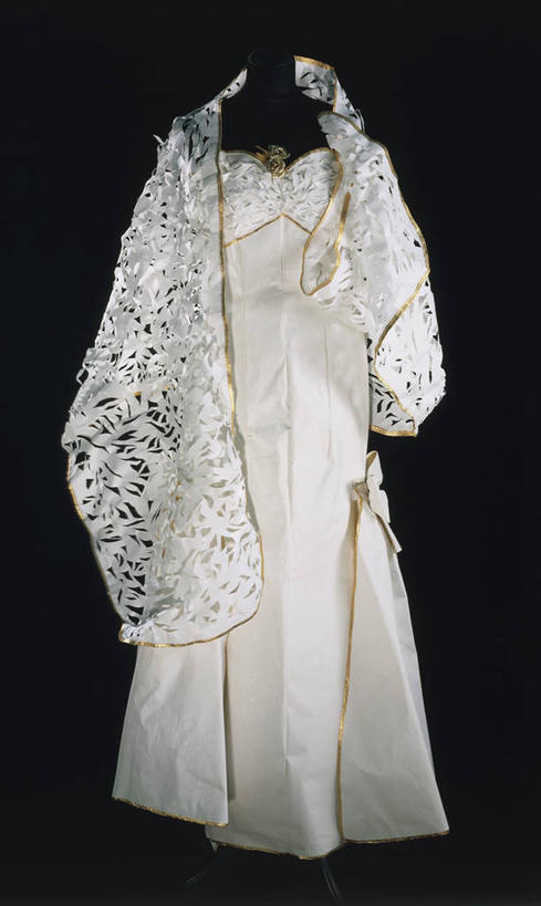 无人,竖图,正面,婚纱,时尚,黑色背景,纸,历史,一个,白色,摄影,单个,面纱,创造力,想法,美术工艺,设计,彩图,影棚拍摄