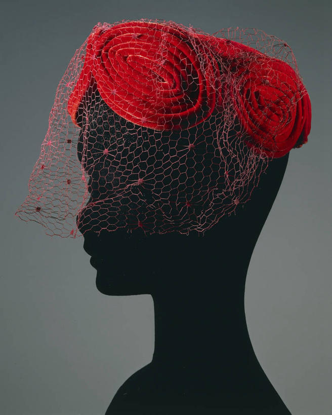 无人,竖图,侧面,时尚,帽子,黑色背景,红色,摄影,面纱,高雅,剪影,法国文化,天鹅绒,设计,彩图,影棚拍摄,拟人