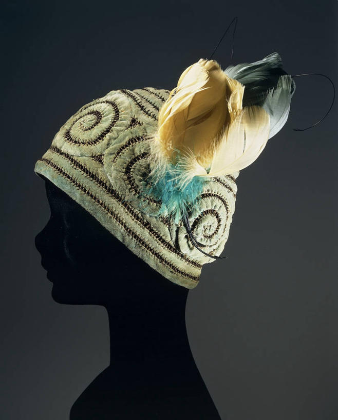 无人,竖图,侧面,时尚,帽子,黑色背景,摄影,高雅,剪影,式样,天鹅绒,设计,彩图,影棚拍摄,拟人