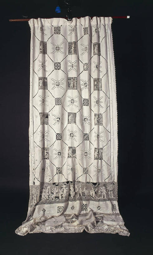 无人,竖图,特写,窗帘,纺织品,黑色背景,形状,花边,白色,摄影,式样,几何形状,彩图,影棚拍摄