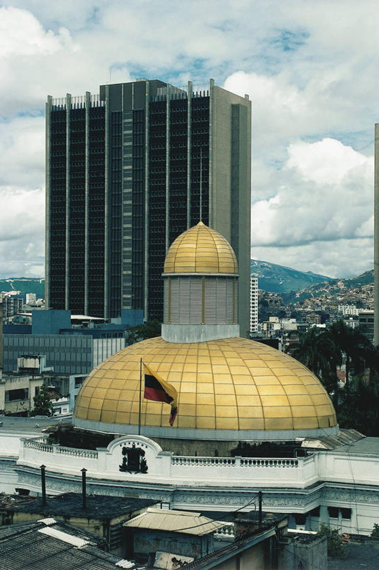 无人,宫殿,竖图,室外,白天,城市,建筑,摩天大楼,委内瑞拉,云,首都,教育,图像,天空,办公大楼,南美,摄影,南美洲,人造,拉丁美洲,圆顶建筑,都市风光,主题,美洲,自然现象,亚美利加洲,南亚美利加洲,构图,加拉加斯,委内瑞拉玻利瓦尔共和国,彩图,旅行,时空