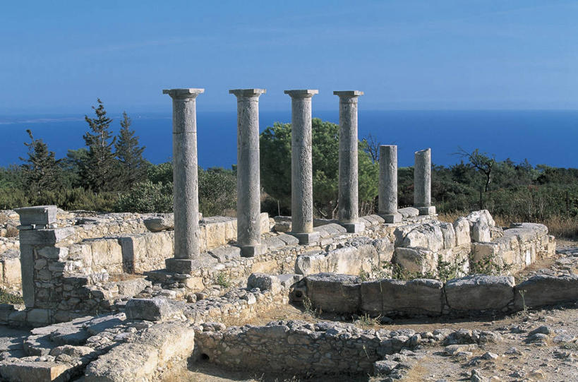 无人,寺庙,横图,室外,白天,植物,建筑,塞浦路斯,亚洲,一排,阴影,整齐,柱子,纪念碑,图像,历史,废墟,树,排列,蓝色,天空,地标建筑,摄影,考古学,人造,中东,宗教建筑,地中海文化,队列,南欧,希腊文化,主题,自然现象,构图,古代文明,柱廊,古代史,利马索尔,彩图,旅行,时空,传统文化,状态