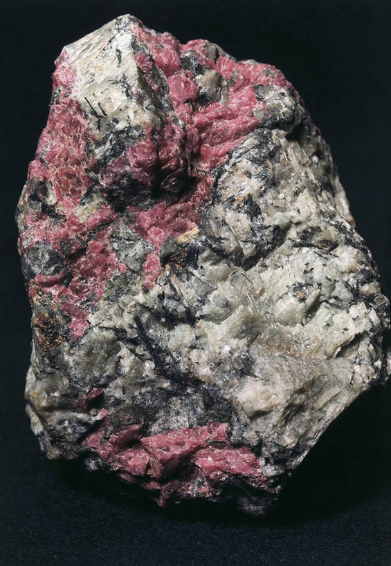 无人,竖图,室内,特写,黑色背景,粗糙,铁,金属,图像,一个,黑色,自然,摄影,单个,毛糙,主题,自然现象,构图,地质学,矿物质,钠,自然地理,岩石,彩图,影棚拍摄,锰,粗拙,状态