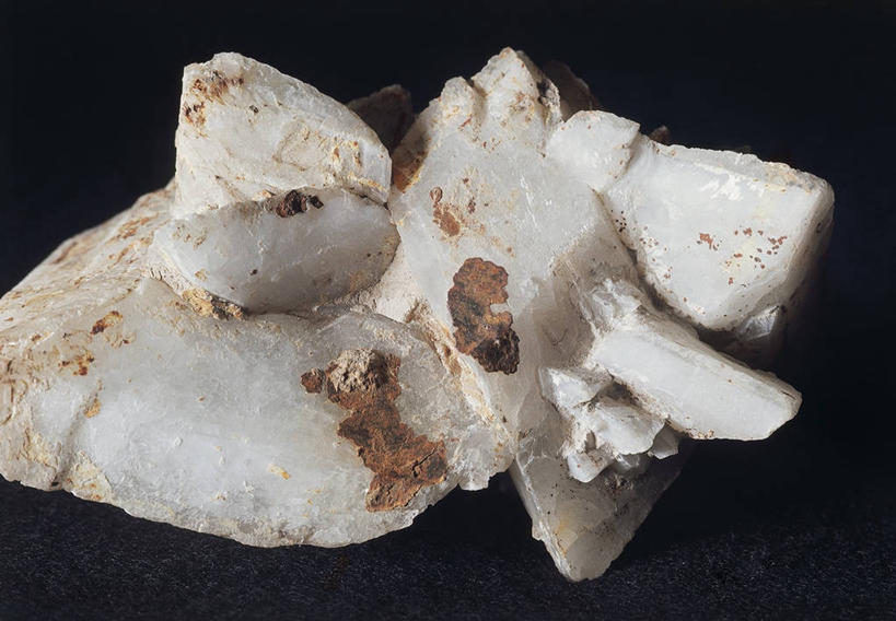 无人,横图,室内,特写,黑色背景,粗糙,图像,一个,黑色,灰色,自然,摄影,单个,毛糙,主题,自然现象,干的,构图,地质学,矿物质,钠,自然地理,岩石,彩图,影棚拍摄,粗拙,状态