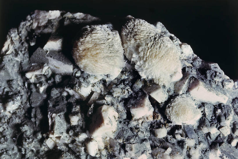 无人,横图,室内,特写,黑色背景,图像,黑色,自然,球体,摄影,主题,自然现象,构图,三维图形,地质学,矿物质,自然地理,岩石,彩图,影棚拍摄