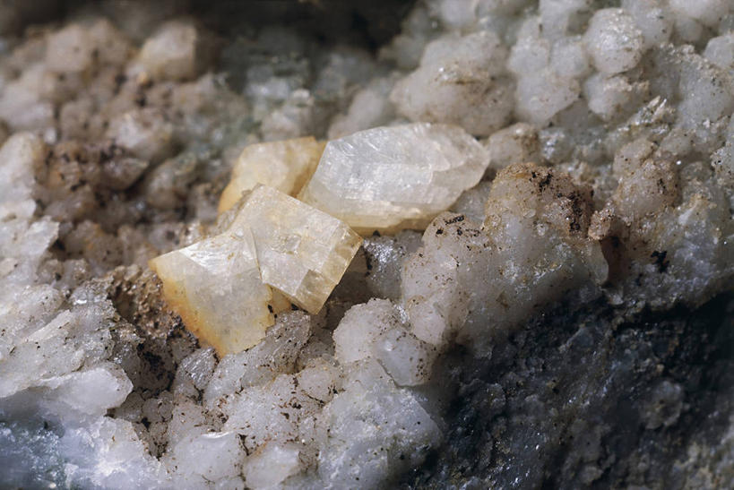 无人,横图,室内,特写,黑色背景,水晶,图像,黑色,自然,摄影,主题,自然现象,构图,地质学,矿物质,钠,自然地理,岩石,彩图,影棚拍摄