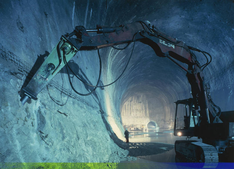 无人,横图,室外,特写,白天,采矿业,技术,意大利,粗糙,隧道,图像,设备,物品,建筑工地,工业,摄影,毛糙,南欧,主题,自然现象,堆土机,构图,地质学,自然地理,岩石,彩图,时空,粗拙,状态,工业机械