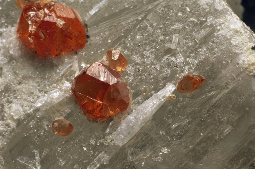 无人,横图,室内,特写,静物,黑色背景,粗糙,图像,黑色,自然,摄影,矿产,毛糙,矿物,主题,自然现象,构图,地质学,矿物质,自然地理,岩石,彩图,影棚拍摄,时空,粗拙,状态,金属矿产