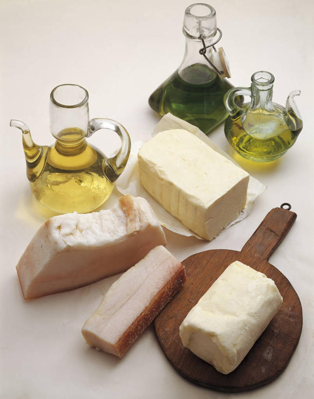 点心,面包,无人,竖图,俯视,室内,白色背景,静物,切开,透明,食用油,黄油,食品,面点,案板,吐司,饮食,食物,糕点,饮料,切,摄影,生活方式,多样,法式面包,剖面,吐司面包,广口瓶,切面,健康食物,彩图,高角度拍摄,影棚拍摄,多士,听型面包