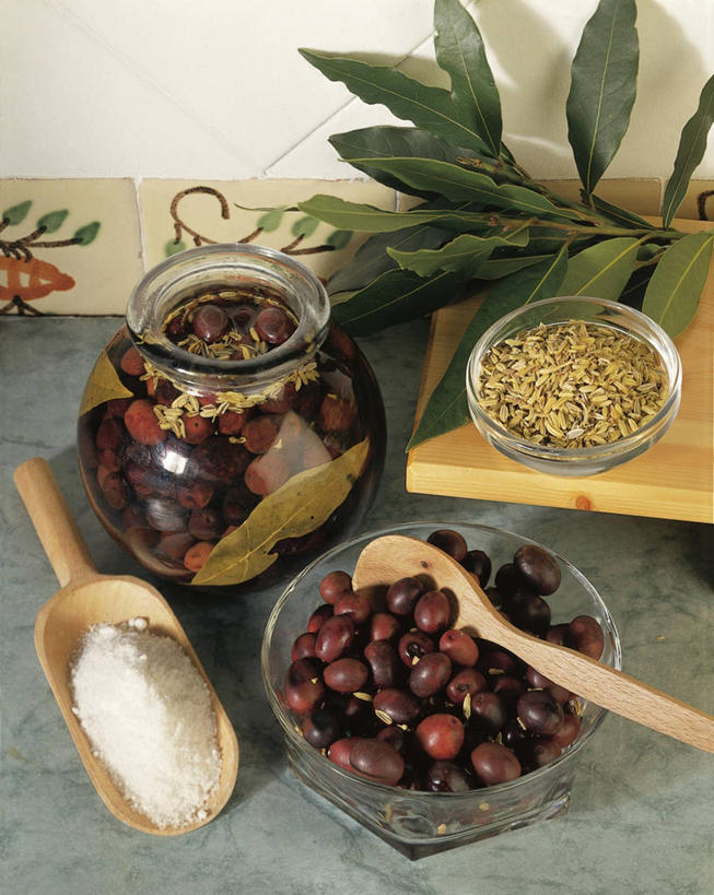 无人,竖图,室内,特写,烹饪,静物,叶子,一把,料理,食品,菜肴,美食,饮食,食物,碗,摄影,佳肴,泡椒,刮刀,酸黄瓜,广口瓶,健康食物,乌榄,彩图,传统文化,成分