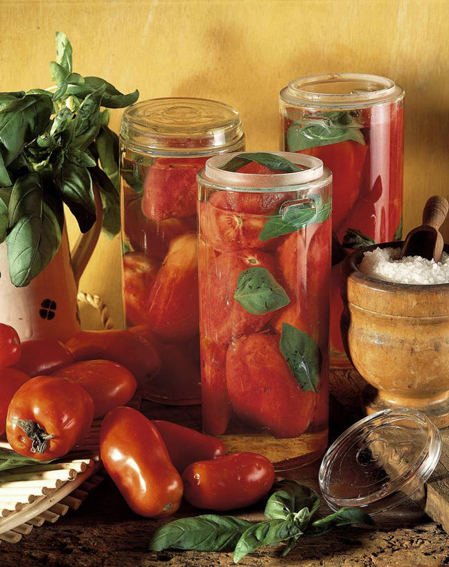 无人,竖图,室内,特写,烹饪,蔬菜,西红柿,静物,准备,料理,食品,菜肴,美食,饮食,食物,摄影,佳肴,泡椒,罗勒,酸黄瓜,广口瓶,彩图,传统文化,成分