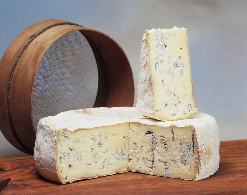 点心,面包,奶酪,无人,横图,室内,特写,桌子,法国,欧洲,切开,食品,面点,吐司,饮食,食物,糕点,切,摄影,生活方式,法式面包,奶制品,地中海文化,剖面,吐司面包,漏勺,法式食品,法国文化,切面,健康食物,彩图,影棚拍摄,多士,听型面包,蓝纹乳酪