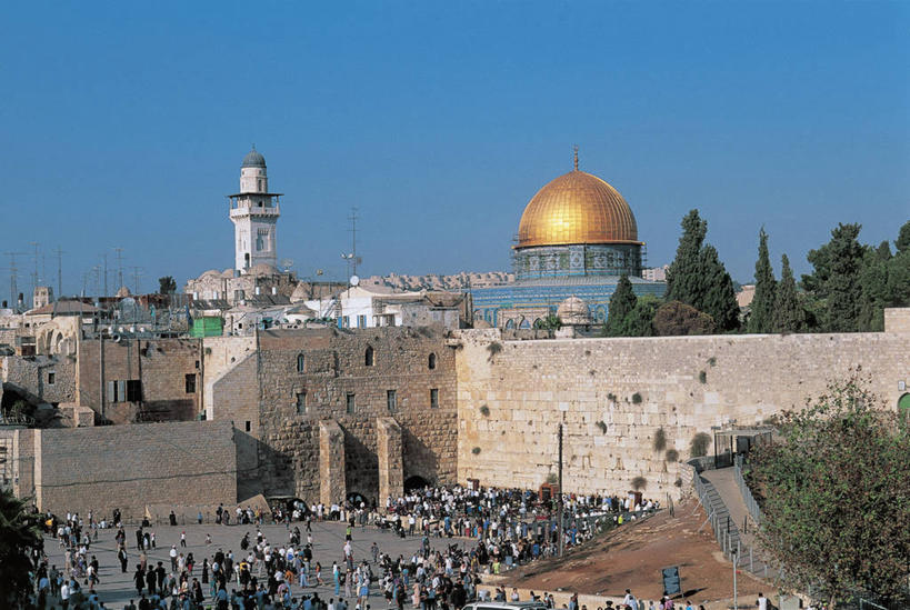 横图,俯视,室外,白天,城市,建筑,土耳其,以色列,亚洲,朦胧,模糊,墙,塔,首都,许多人,树,地标建筑,一群人,摄影,宗教,伊斯兰教,中东,圆顶建筑,宗教建筑,清真寺,西亚,哭墙,伊斯坦布尔,朝圣节,万里无云,蓝色清真寺,素檀何密清真寺,耶路撒冷,苏丹艾哈迈德清真寺,灵性,彩图,高角度拍摄,土耳其共和国,君士坦丁堡,苏丹清真寺