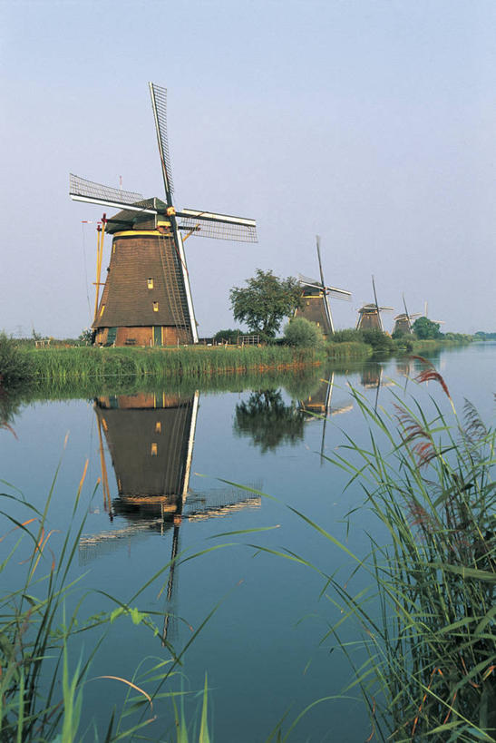 无人,码头,竖图,室外,白天,农业,河流,美景,港口,建筑,风车,欧洲,纽约,荷兰,美国,反射,风力,隧道,景观,古典,历史,草,风景,自然,景色,个性,运输,摄影,能源,宁静,协调,北美,北美洲,地道,自然风光,美洲,环境保护,纽约市,纽约州,万里无云,帝国之州,帝国州,北亚美利加洲,亚美利加洲,小孩堤防,彩图,摆渡口,埠头,渡口,渡头,港湾,海港,货运码头,口岸,商港,美利坚合众国,传统文化,荷兰隧道