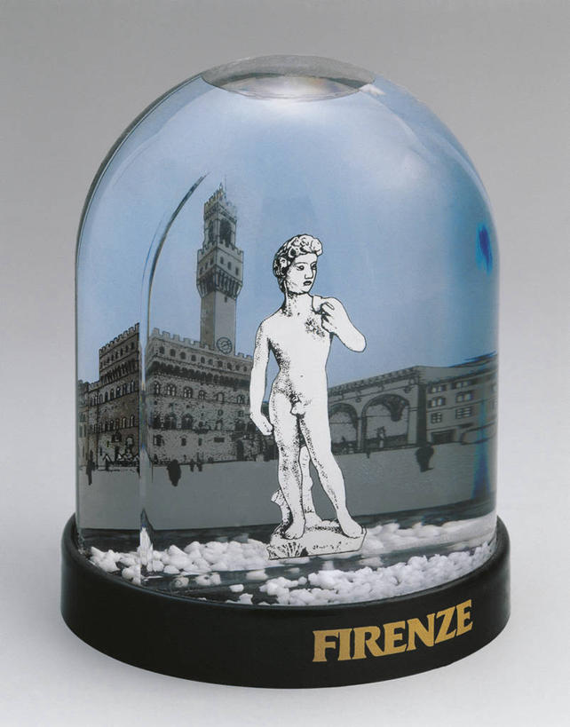 裸体,无人,广场,站,竖图,室内,特写,白色背景,建筑,玩具,雕塑,意大利,佛罗伦萨,欧洲,艺术,装饰,透明,标志,雕刻,雕像,符号,商品,文字,塔,标识,钟塔,一个,纪念品,工艺品,地标建筑,摄影,单个,纪念,英文字母,美术,创造力,西欧,地中海文化,南欧,记忆,主题,陈列,意大利文化,托斯卡纳区,佛罗伦萨市政广场,功能,美学,雪花球,性别符号,彩图,影棚拍摄,男性符号