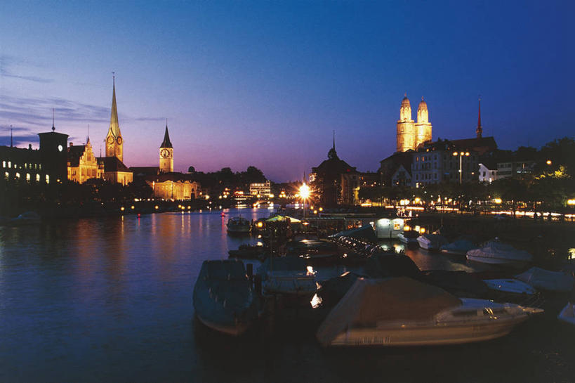 无人,横图,室外,夜晚,湖,水,城市,建筑,船,瑞士,欧洲,反射,光,河岸,云,城镇,桥,尖顶,光亮,天空,运输,摄影,照亮,西欧,都市风光,中欧,瑞士联邦,苏黎世州,苏黎士,彩图,旅行