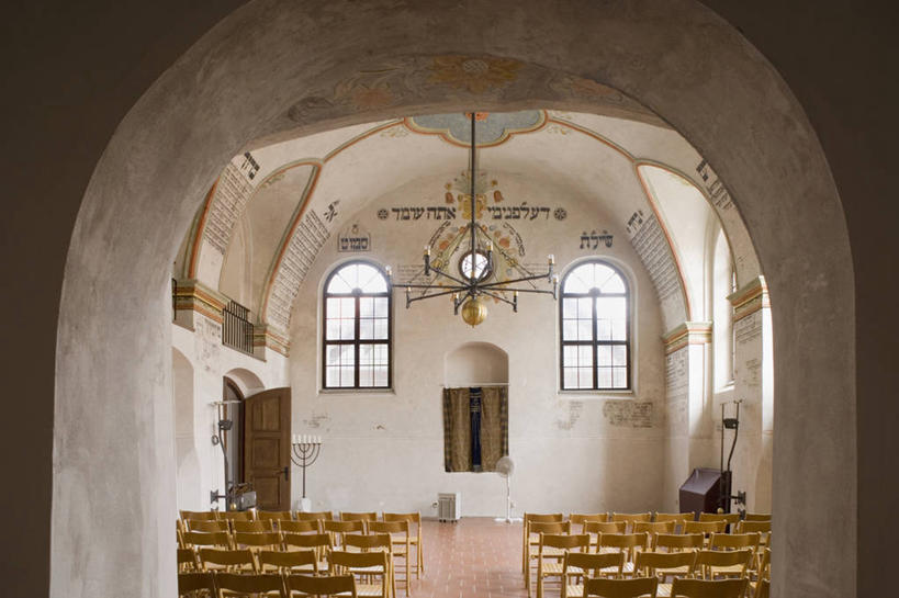 无人,横图,室内,白天,地板,天花板,建筑,椅子,欧洲,长椅,拱门,过道,地面,历史,座位,地标建筑,摄影,宗教,宗教建筑,捷克共和国,犹太教,犹太教会堂,摩拉维亚,彩图,旅行,联合国教科文组织,过去