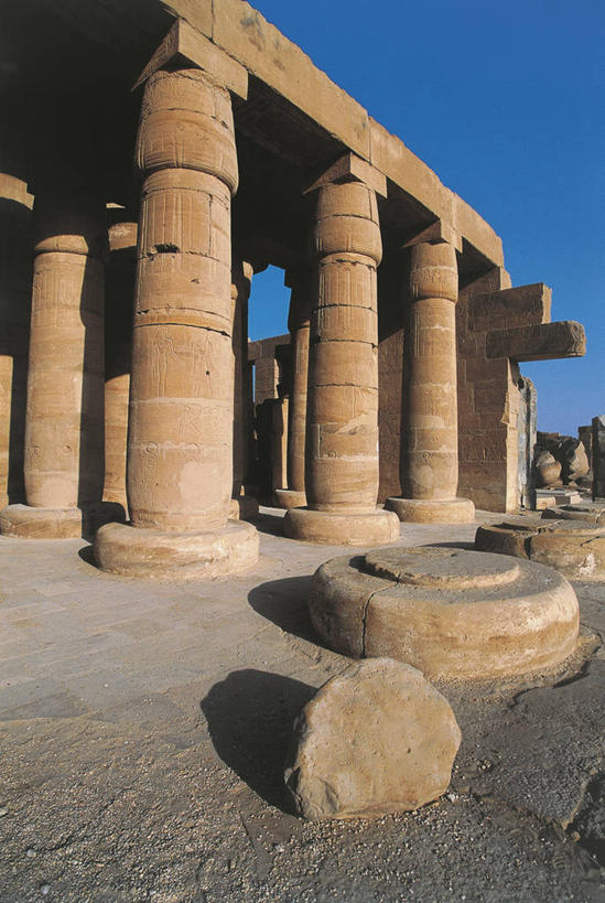 太阳穴,无人,竖图,度假,美景,城市风光,城市,建筑,非洲,埃及,景观,联合国,娱乐,地标建筑,享受,休闲,景色,放松,摄影,气候,中东,北非,中东文化,首府,鲁克索神殿,埃及文化,卢克索,阿拉伯埃及共和国,金字塔之国,棉花之国,阿非利加洲,卢克索省,古代文明,自然地理,彩图,联合国教科文组织,埃及卢克索