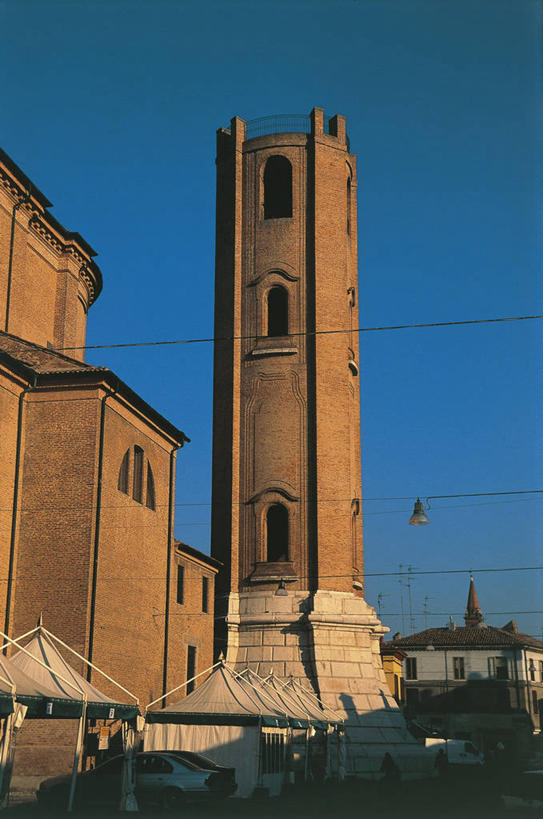 无人,教堂,竖图,室外,白天,建筑,意大利,欧洲,帐篷,砖,钟楼,塔,地标建筑,摄影,宗教建筑,南欧,意大利文化,意大利共和国,艾米利亚.罗马涅,艾米利亚.罗马涅大区,费拉拉,彩图,联合国教科文组织