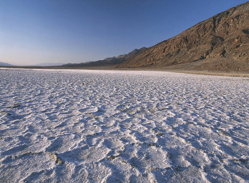 无人,横图,室外,白天,旅游,度假,石头,美景,沙漠,山,峡谷,美国,沙子,石子,地形,景观,盐,山谷,娱乐,自然,平原,享受,休闲,景色,放松,摄影,北美,气候,北美洲,国家公园,岩层,加利福尼亚,自然风光,美洲,沉积岩,死亡谷国家公园,北亚美利加洲,亚美利加洲,式样,地质学,盐滩,死水,自然地理,石块,岩石,彩图,美利坚合众国,郊野公园