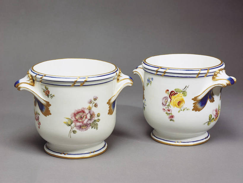 无人,横图,室内,奢侈,餐具,珠宝,法国,瓷器,矿石,陶瓷制品,古典,两个,摄影,昂贵,贵重,宝石,坚定,中欧,18世纪,宝贵,美术工艺,彩图,影棚拍摄,人工宝石,人造宝石