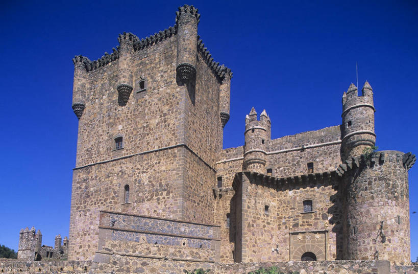 无人,横图,室外,白天,安全,建筑,西班牙,欧洲,城堡,纪念碑,历史,天空,摄影,保护,部分,南欧,伊比利亚半岛,万里无云,西班牙王国,卡斯蒂利亚,卡斯蒂利亚拉曼查,卡斯蒂利亚拉曼恰,拉曼查,拉曼恰,石块,彩图,时代