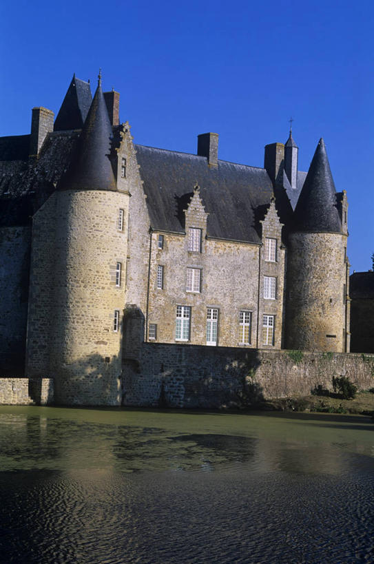 无人,竖图,室外,白天,湖,建筑,法国,欧洲,城堡,历史,天空,摄影,西欧,法兰西,中欧,护城河,万里无云,法兰西共和国,法兰西第五共和国,卢瓦尔河,罗亚尔河,彩图,旅行