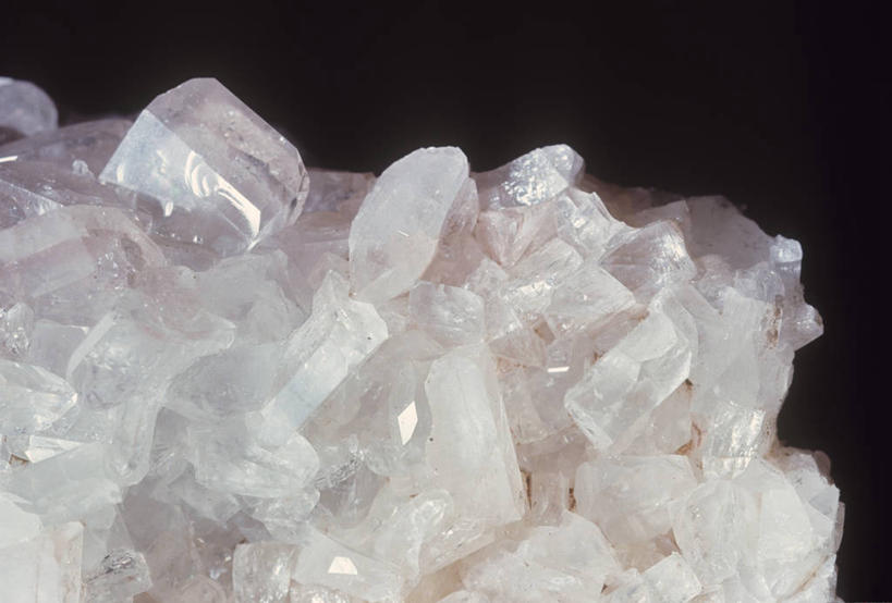 无人,横图,室内,特写,半透明,黑色背景,水晶,一个,黑色,自然,摄影,单个,部分,环境,地质学,矿物质,自然地理,岩石,彩图,影棚拍摄