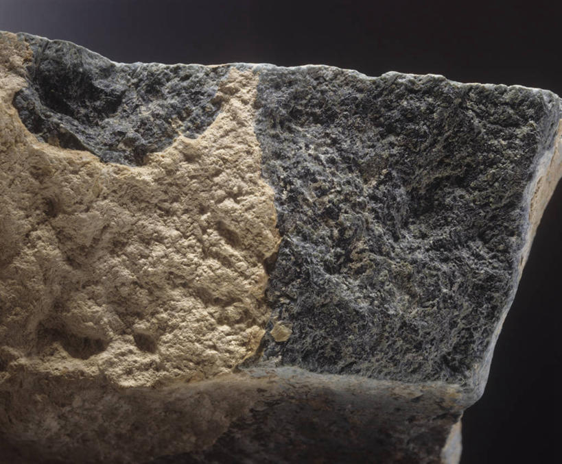 无人,横图,室内,特写,黑色背景,粗糙,一个,黑色,自然,摄影,单个,环境,毛糙,肌理,地质学,矿物质,自然地理,岩石,彩图,影棚拍摄,粗拙,软玉