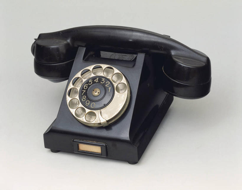 无人,打电话,横图,通讯,电话,瑞典,数字,古典,联系,通讯设备,一个,话筒,电话线,摄影,单个,交流,老式电话,电话机,座机,沟通,通话,彩图,影棚拍摄,旋转号盘电话机,爱立信